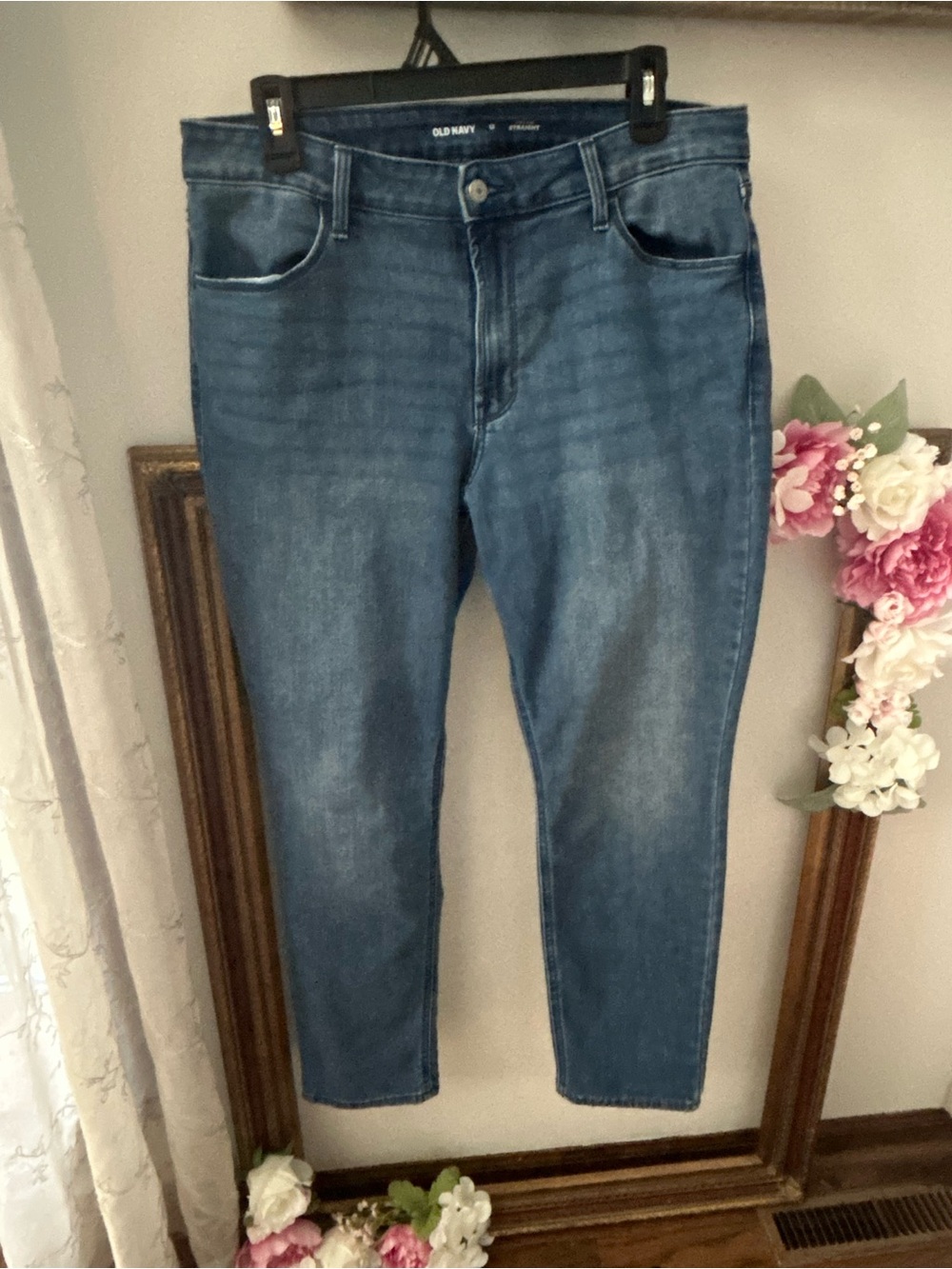 Old Navy Women’s Blue Straight-Leg Jeans